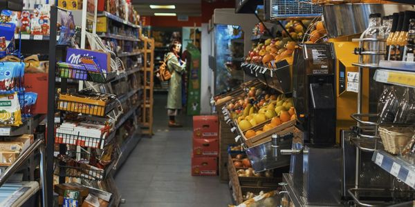 Бедным быть дороже: как нехватка денег увеличивает расходы семей в Кыргызстане изображение публикации
