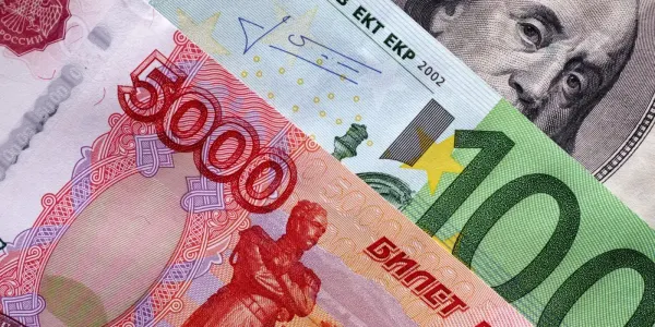 Евро вырос, юань снова установил рекорд: курсы на 17 октября изображение публикации