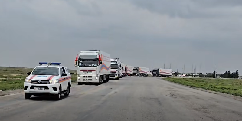 Семь фур МЧС Кыргызстана прибыли в Серахс с гуманитарным грузом для Ирана изображение публикации