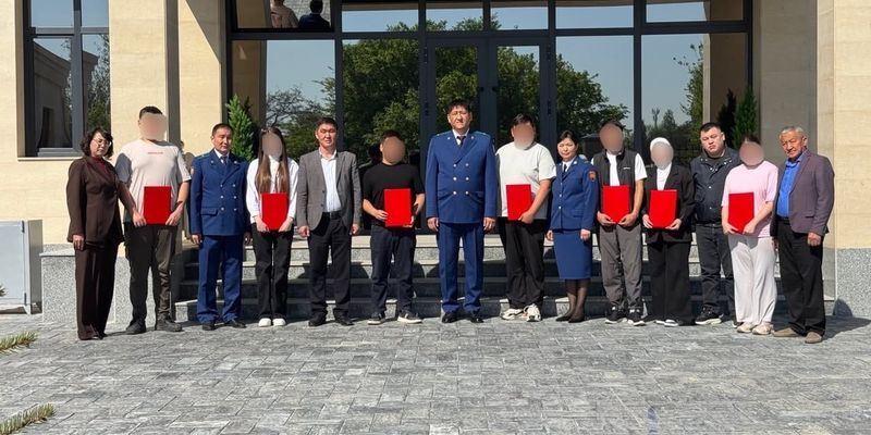 жилье для сирот Кыргызстан 2026, права детей-сирот КР, прокуратура Сокулукского района новости, Манасский айыл окмоту, жилмассив Семетей участки