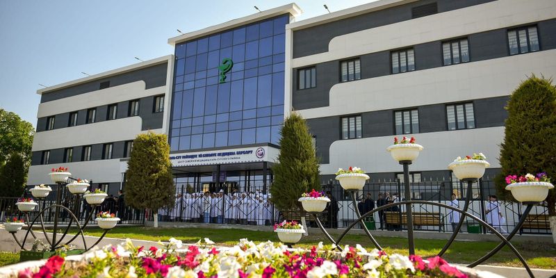 Садыр Жапаров Ошская область 2026, центр семейной медицины Кара-Суу, открытие поликлиники Кара-Суу, КТ в Кара-Суу, новости медицины Кыргызстана