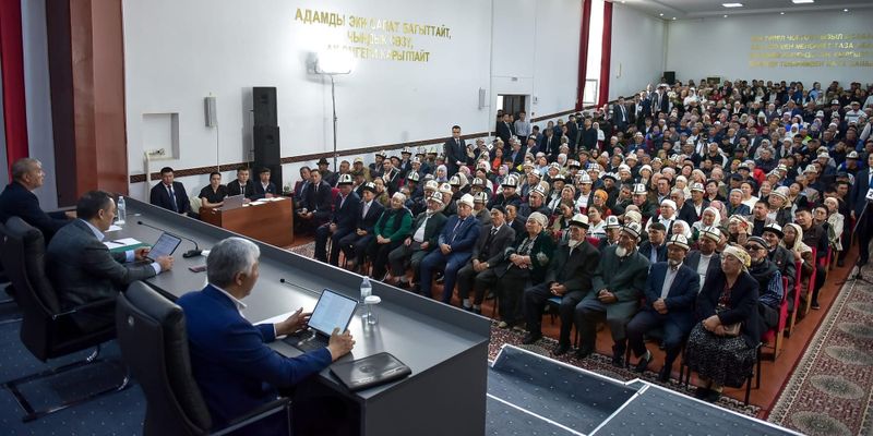 Садыр Жапаров, Ошская область, заводы в Кара-Суу, производство солнечных панелей Кыргызстан, кирпичный завод Кара-Суу, строительство дорог в Ошской области, льготные кредиты для фермеров КР