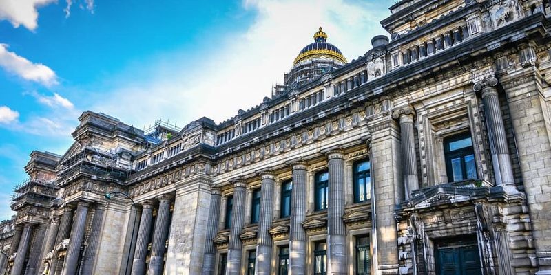 Комбанк из Кыргызстана выиграл суд в Брюсселе по делу об обходе санкций изображение публикации