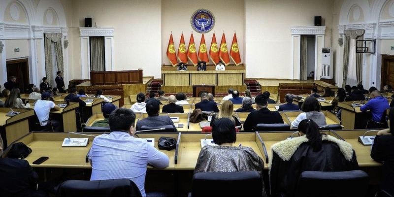 МИД Кыргызстана разъяснил 150 стройкомпаниям правила найма иностранных рабочих