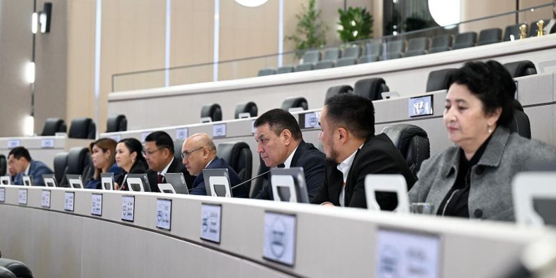 Жогорку Кенеш 22 апреля, трасса Бишкек — Ош связь, проблемы ОРТ Кыргызстан, бюджетные стройки КР, новости экономики, регионы Кыргызстана, Economist.kg