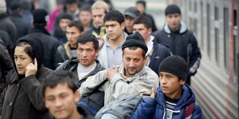 мигранты в России 2026, закон о выдворении РФ, Вячеслав Володин, депортация из России причины, работа в РФ для кыргызстанцев, Госдума новости, миграционное законодательство РФ