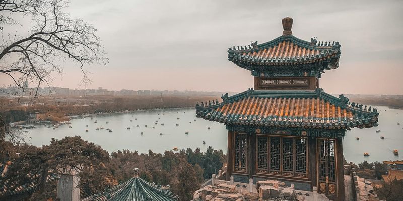 Майские праздники в Китае: три КПП на границе с Кыргызстаном временно закроют изображение публикации