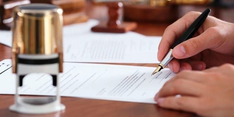 завещание в Кыргызстане 2026, как оформить наследство КР, эмансипация в 16 лет КР, ГК КР наследственное право, услуги нотариуса Бишкек, секретное завещание, лишение наследства закон.