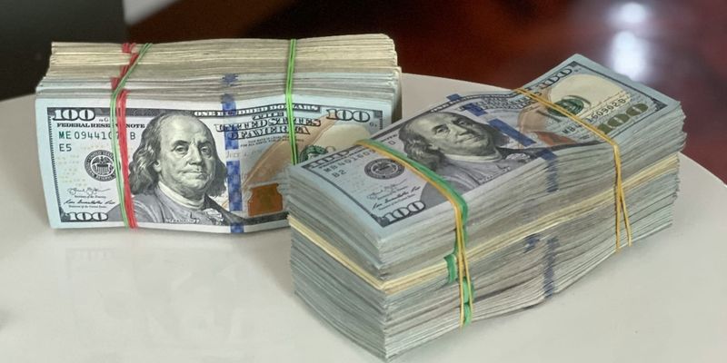 Крупный бизнес Казахстана привлек около $4 млрд на внешних рынках из-за дорогих кредитов в тенге изображение публикации