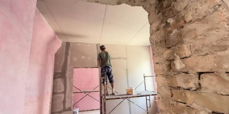 Как легально перепланировать квартиру в КР: правила, запреты и документы изображение публикации