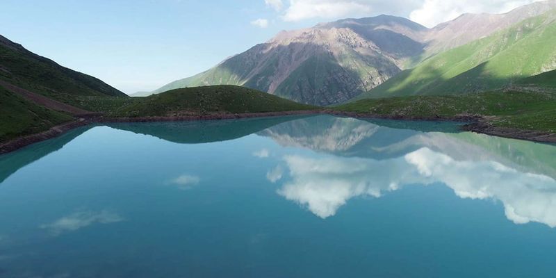 Из-за угрозы перелива в озере Коль-Тор снизили уровень воды изображение публикации