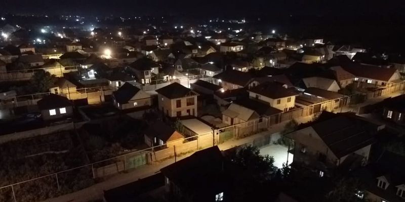 На девяти улицах жилмассива «Алтын-Ордо» в Бишкеке установили освещение изображение публикации