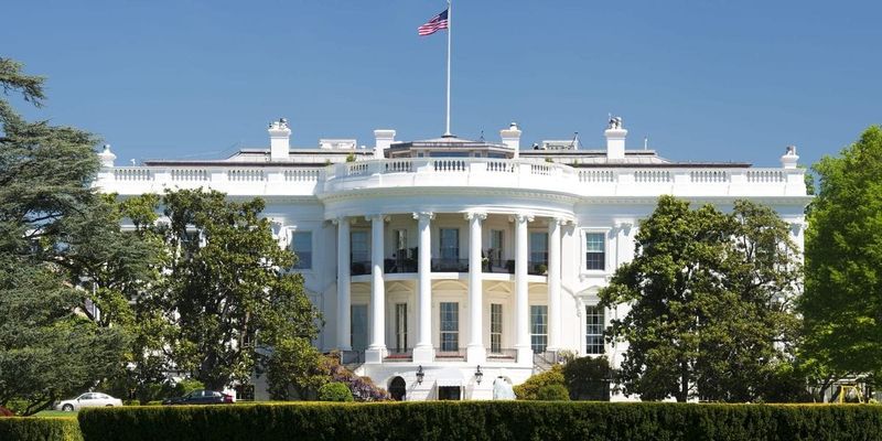 США приостановили прием заявлений на иммиграционные визы по всему миру изображение публикации