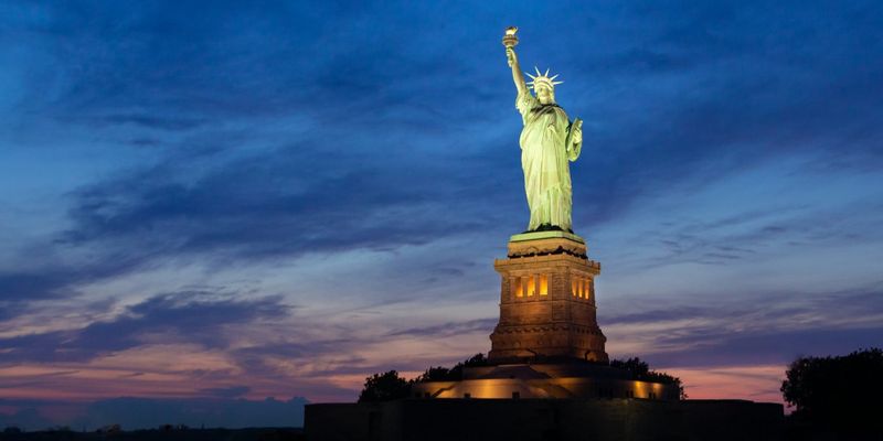 США повысят визовый залог для граждан Кыргызстана до $20 тысяч изображение публикации