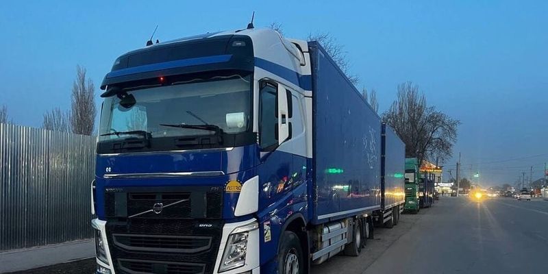 Мэрия Бишкека напомнила о действующих ограничениях на движение большегрузов изображение публикации