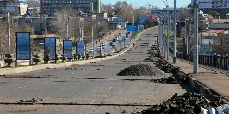 В Оше готовятся к ремонту улицы Абдыкадырова: на материалы заложили 63.4 млн сомов изображение публикации