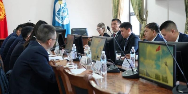 Бишкек и Урумчи обсудили сотрудничество в сфере ИИ и технологий изображение публикации