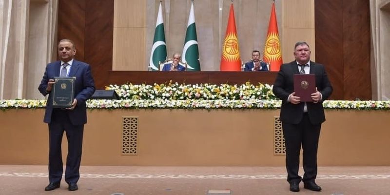 «Кыргыз почтасы» и Pakistan Post наладят доставку грузов из Китая через КР в Пакистан изображение публикации
