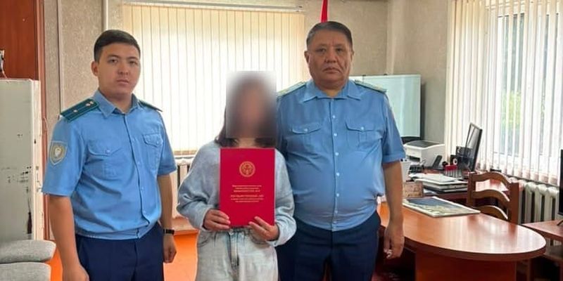 В Джети-Огузе ребенку-сироте выделили 6 соток земли под строительство дома изображение публикации