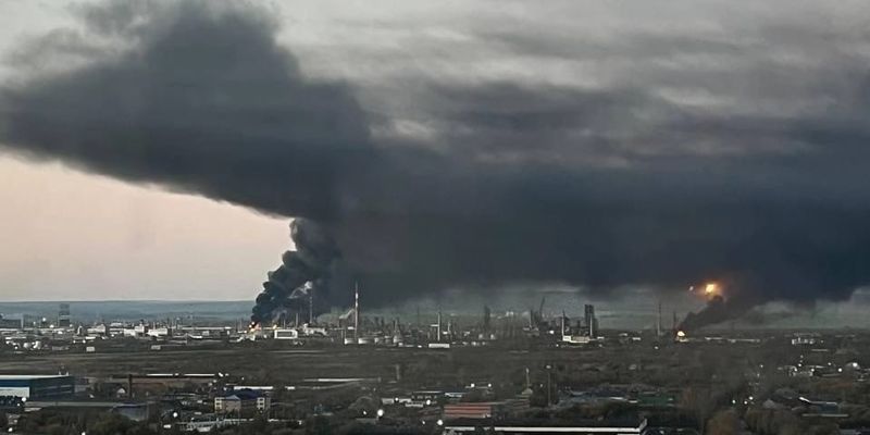 Удары по НПЗ России продолжаются: растет давление на рынок топлива изображение публикации