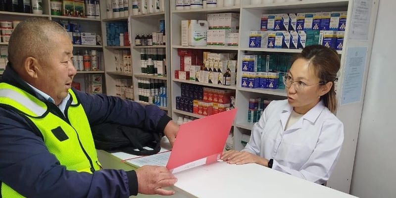 В трех областях Кыргызстана выявили нарушения в ветеринарных аптеках изображение публикации