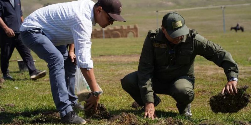 После Игр кочевников Кырчын начали восстанавливать: участки под юртами засеяли травами изображение публикации