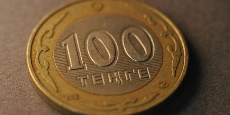 Тенге обновил годовой максимум, евро — минимум: курсы валют на 30 сентября изображение публикации
