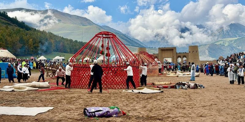 На Кырчыне выбирают лучшую кыргызскую юрту изображение публикации