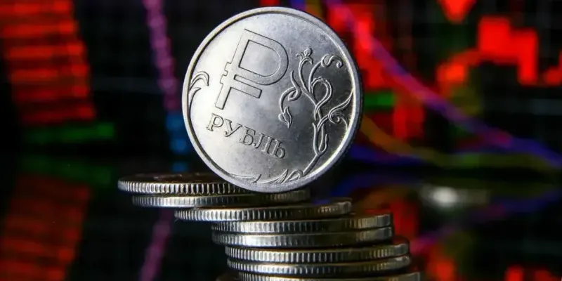 Евро начал дорожать после падения, рубль потерял 1.69%: курсы валют на 7 октября изображение публикации