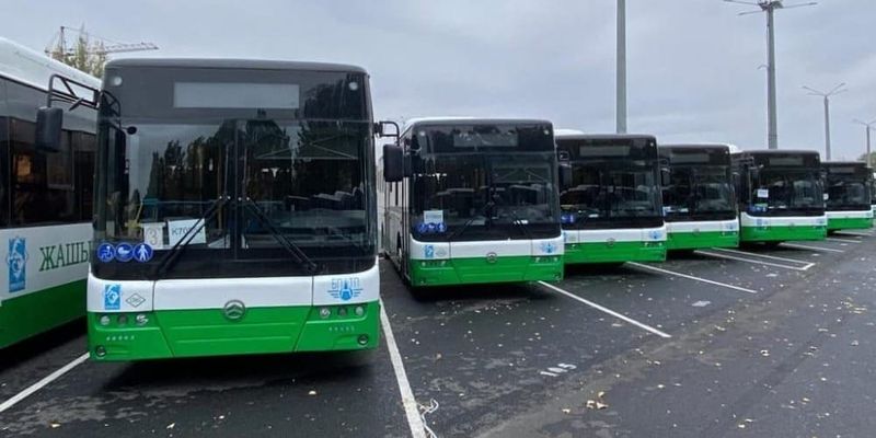 В Бишкеке с 21 октября изменили схемы движения пяти автобусных маршрутов изображение публикации