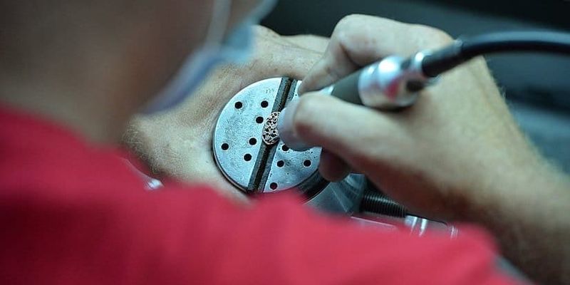 Ювелиры Кыргызстана могут оформить специальный учет онлайн — как это сделать изображение публикации