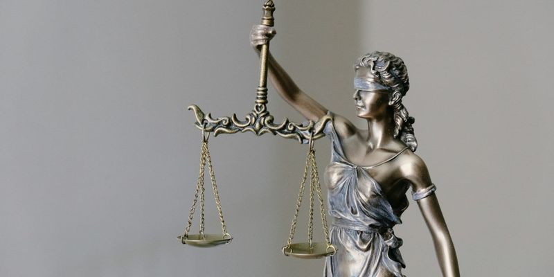 Кыргызстан вновь получил 0.45 балла в мировом Индексе верховенства права изображение публикации