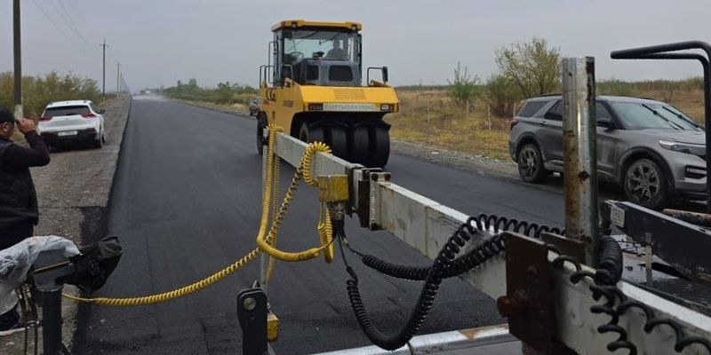 В Ошской области асфальтируют 7 км дороги Караван — Төө-Моюн изображение публикации