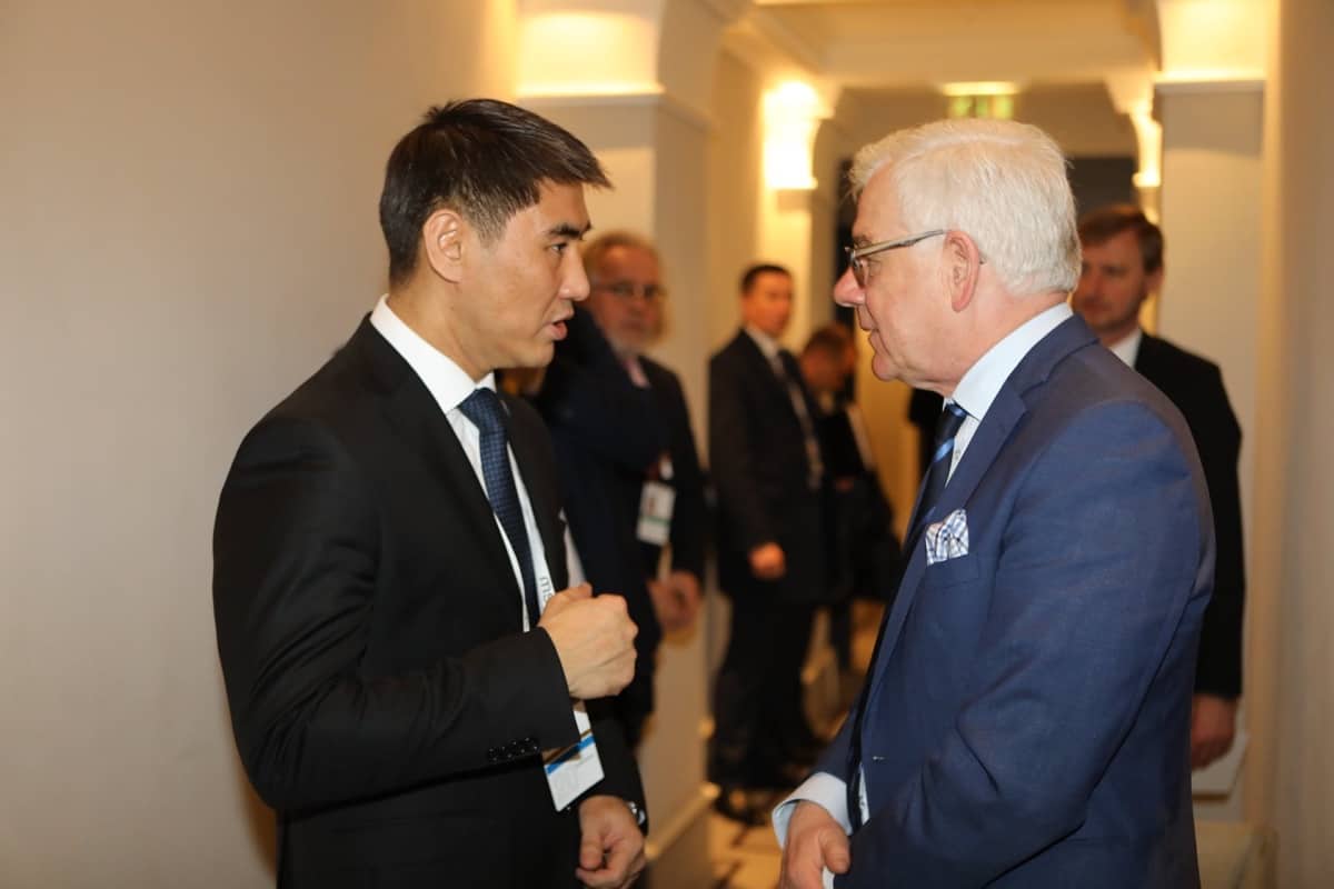 Главы МИД Испании и Кыргызстана обсудили возможность открытия визового центра в Бишкеке