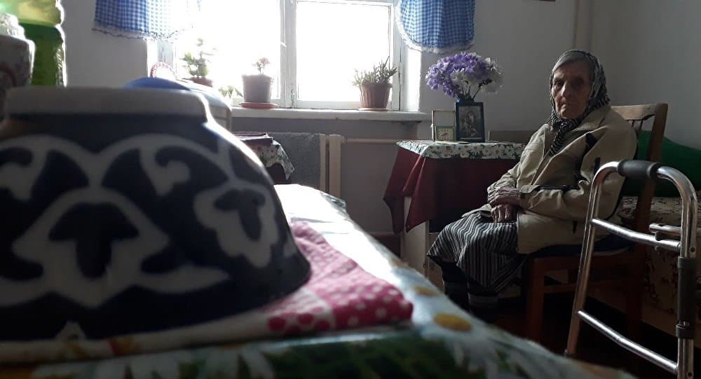 Сирот и пожилых обеспечат трехмесячным запасом продуктов на грант Швейцарии в $200 тысяч