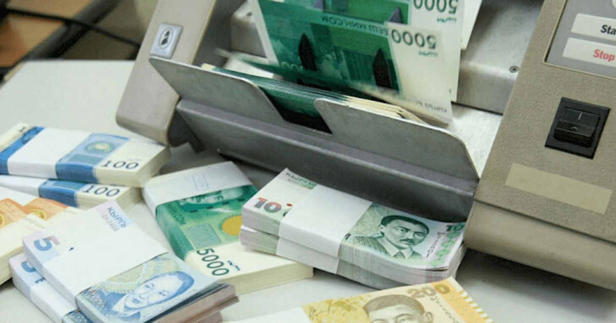 Кандидаты в президенты потратили 5.6 млн сомов на налоговые и социальные отчисления