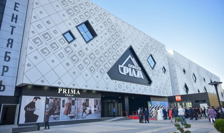 Три торговых центра Бишкека закрылись, чтобы обезопасить сотрудников и горожан от COVID-19