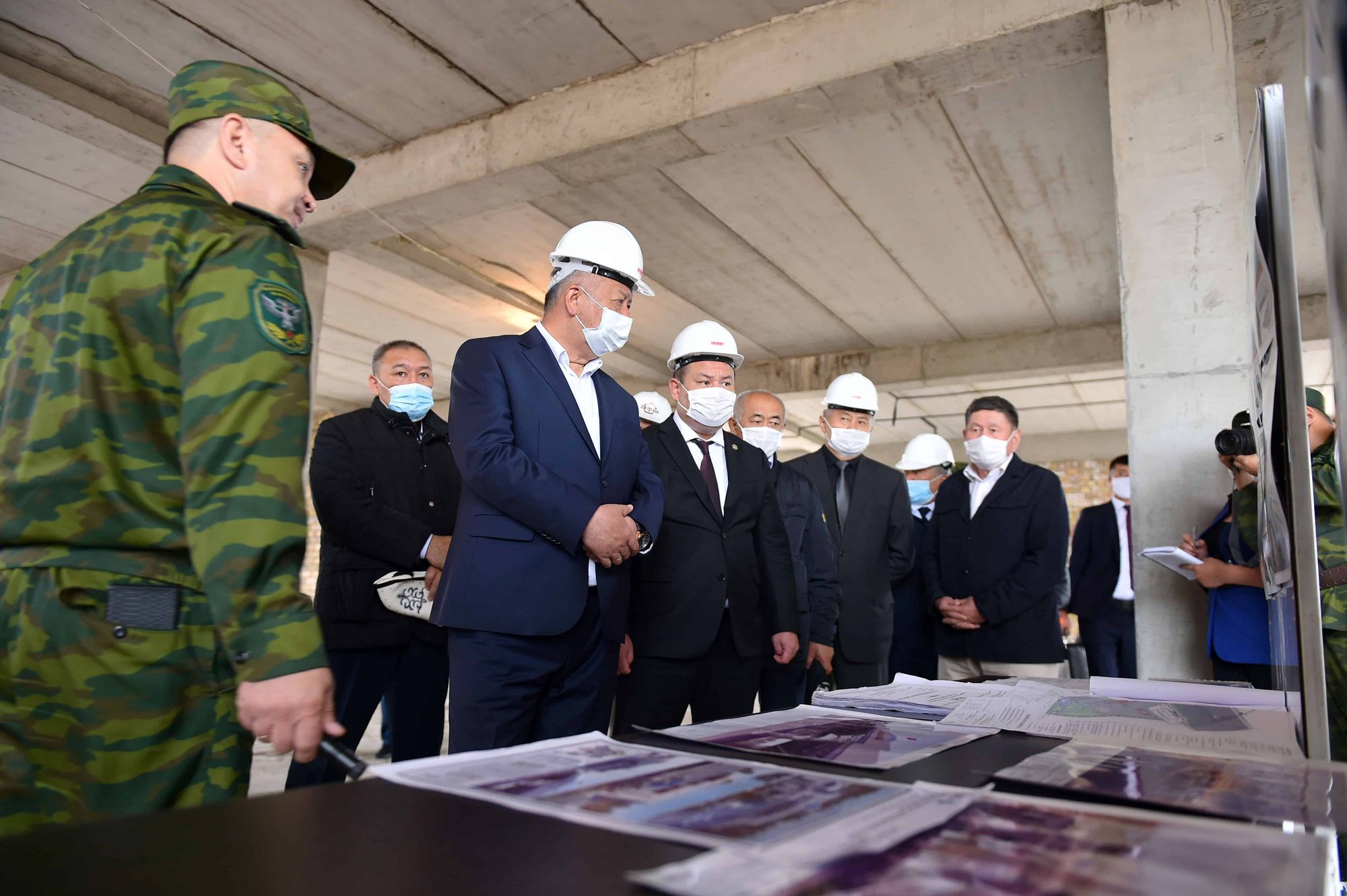 Премьер ознакомился с реконструкцией пропускного пункта «Ак-Жол — автодорожный». ФОТО