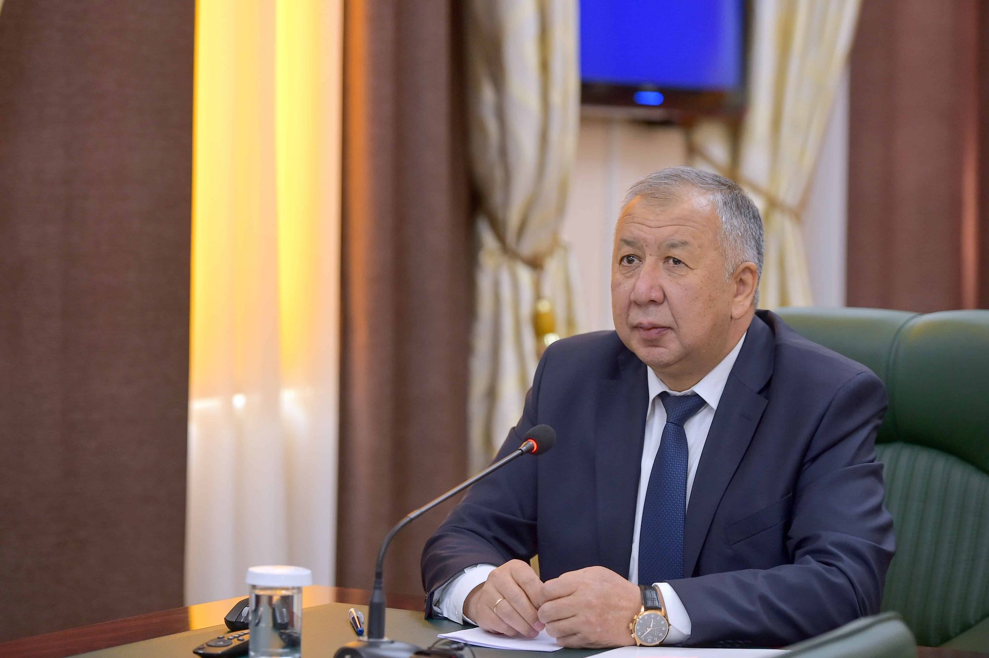 Боронов сделал выговор министру здравоохранения за ненадлежащий контроль госзакупок
