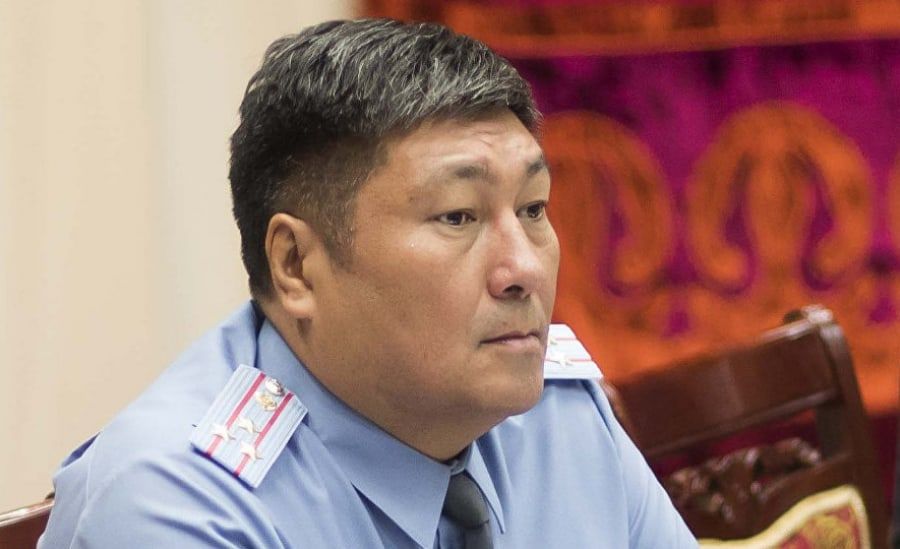 Алмазбек Орозалиев освобожден от должности замминистра внутренних дел. Назначены два других