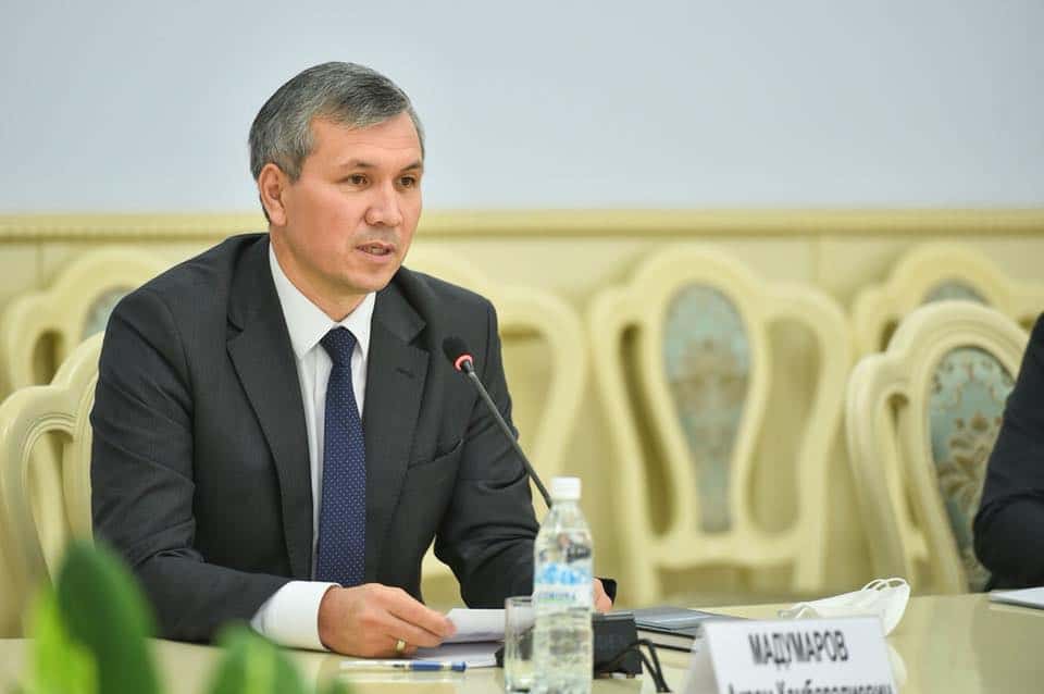 Мадумаров: на 12:00 грубых нарушений не выявлено, сбой техники — не в счет