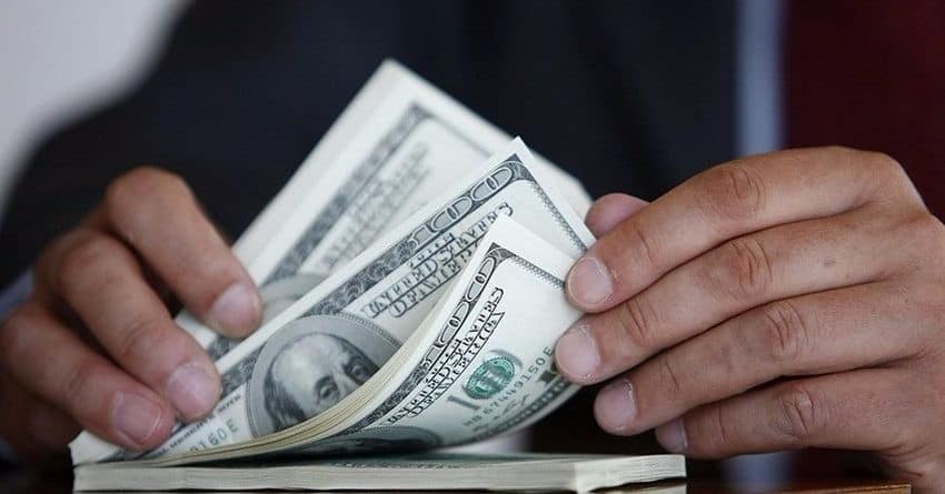 В Узбекистане взимают $1.5 тысячи с кыргызстанских экспортеров за каждый вагон с товарами