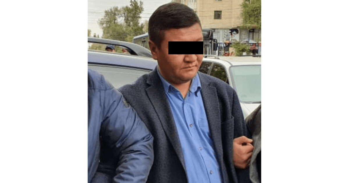 Задержанный финполовец вымогал у ОсОО взятку за положительное решение по уплате НДС — АКС ГКНБ