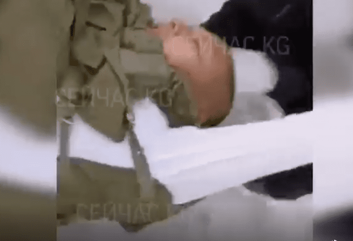Тилека Токтогазиева ранили в голову. ВИДЕО