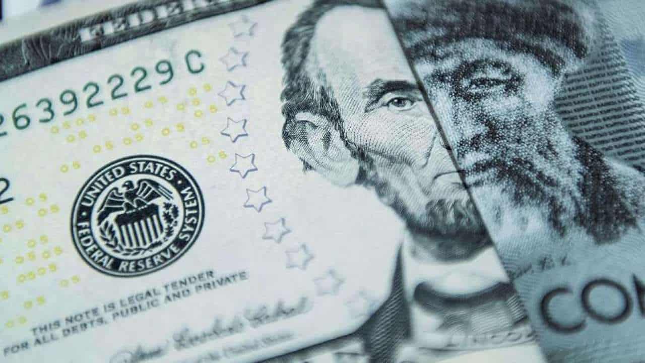 Курс доллара в Кыргызстане поднялся до 98 сомов