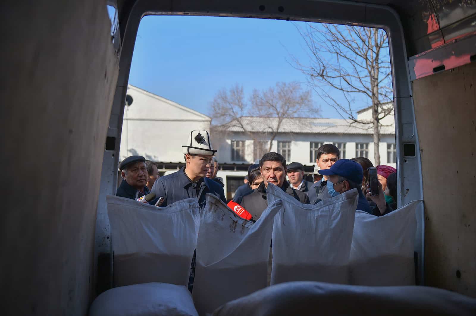 Марипов: Правительство попробует снизить долю импорта продуктов питания на 50%