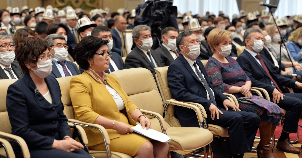 Судьи уронили репутацию судебной системы до беспрецедентного уровня — Садыр Жапаров