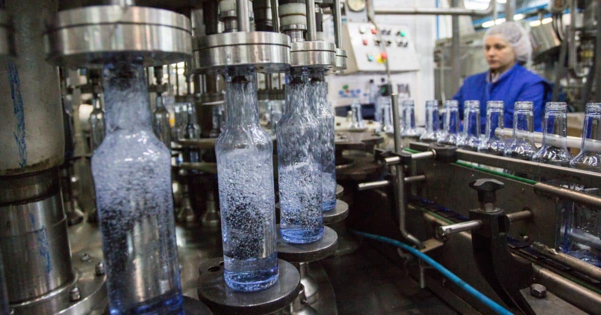 Госантимонополия определила доминирующего производителя спирта в Чуйской области