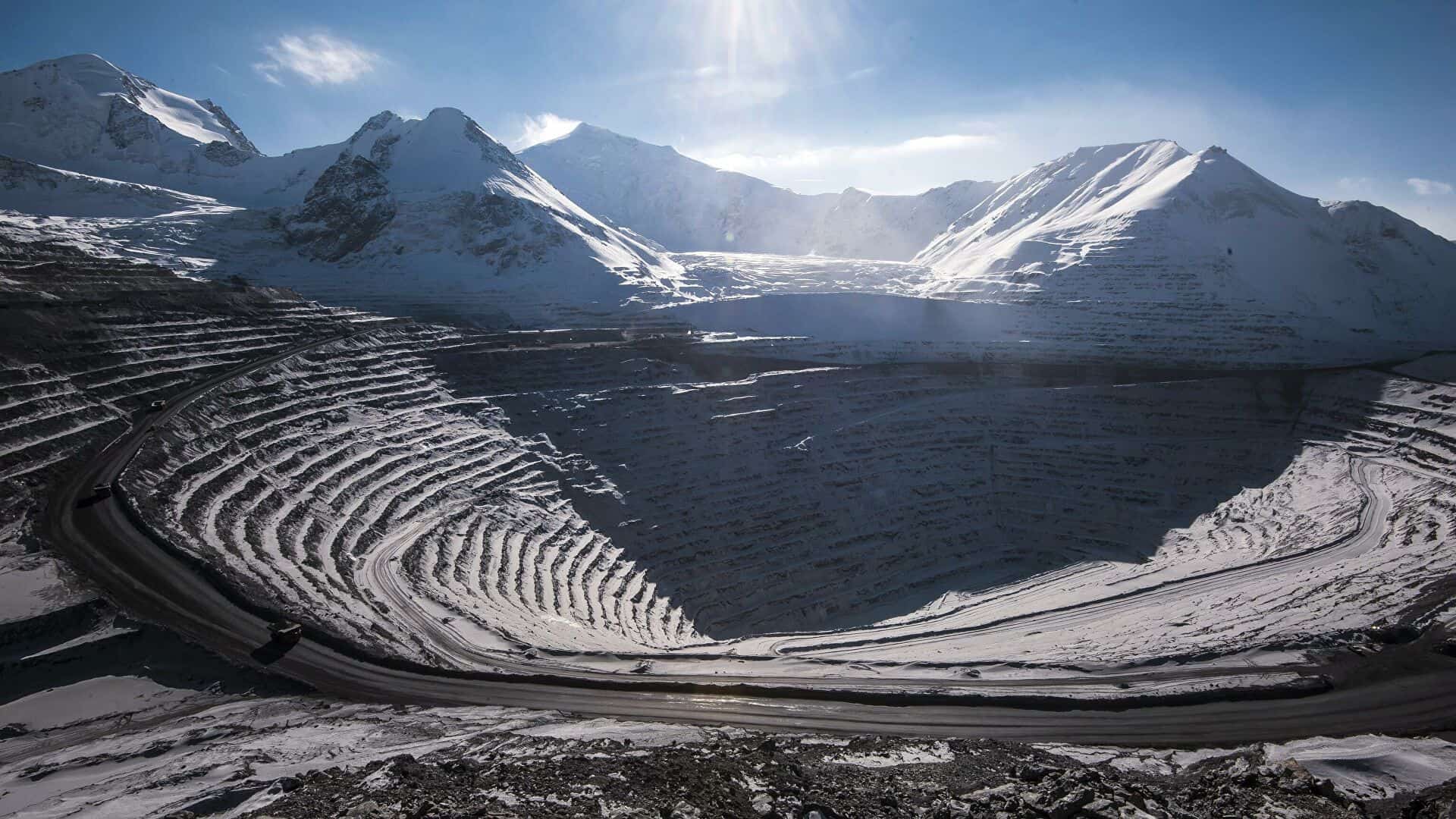 Отныне крупные месторождения будут разрабатываться государством, а доходы пойдут на нужды народа, — Акылбек Жапаров
