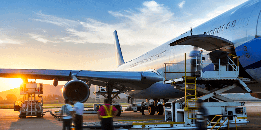 Кыргызстанские предприниматели будут летать и перевозить грузы в Иран со скидками